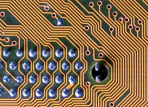 labyrinthine circuit board lines